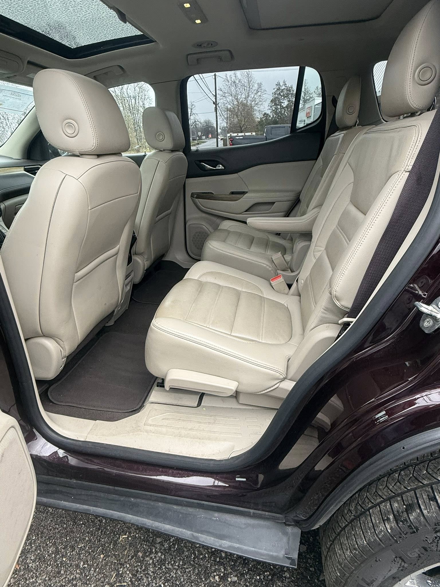 2017 GMC Acadia Denali photo 7